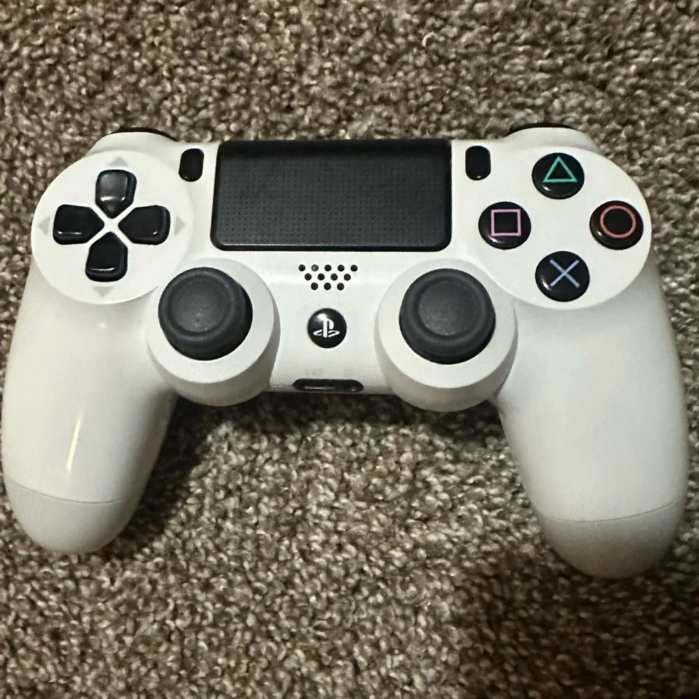 PlayStation 4 controller white